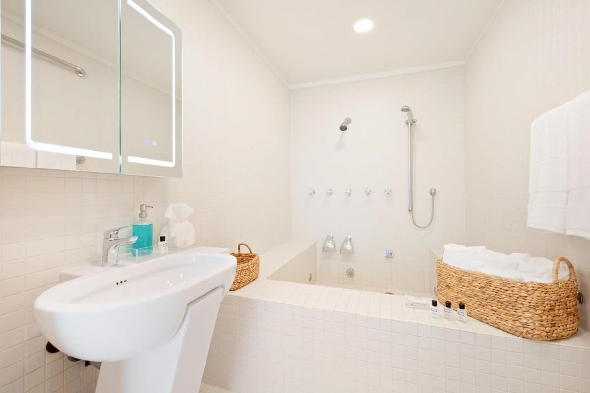 Villa Sole By Stay Awhile Villas Malibu Eksteriør billede